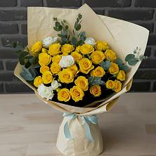 Букет цветов из:  Розы в Раменском