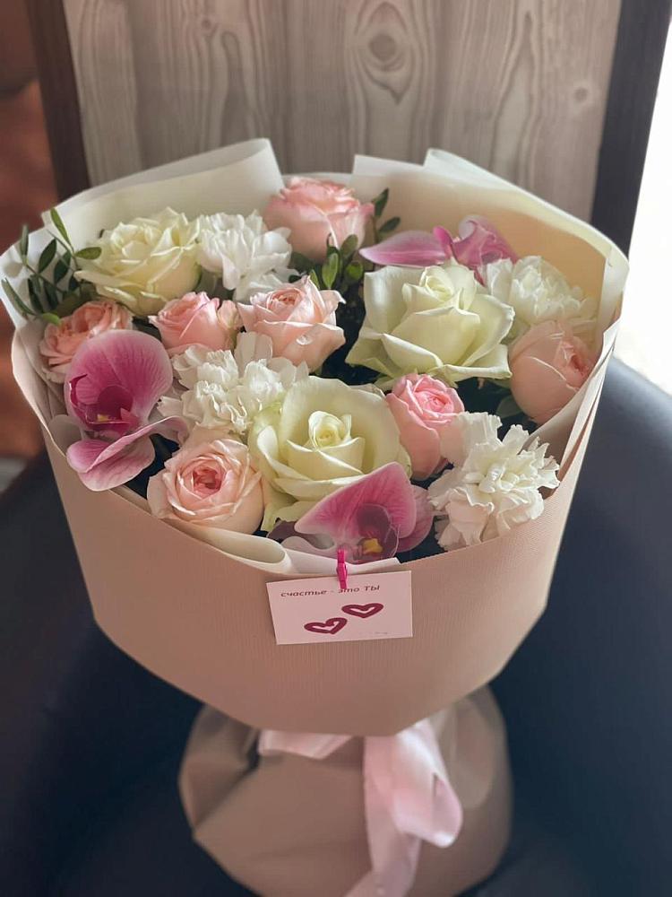 Букет цветов из: Орхидеи, Розы и Гвоздики в Раменском