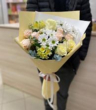 Букет цветов из:  Альстромерии, Розы и Хризантемы #REPLACE_PRED# Раменском