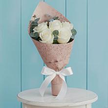 Букет цветов из:  Розы в Раменском