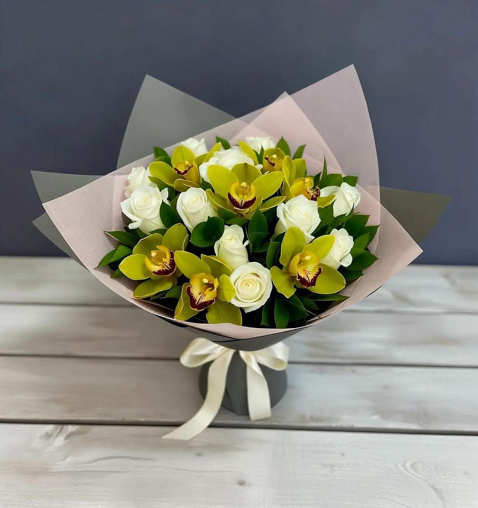 Букет цветов из: Орхидеи и Розы в Раменском