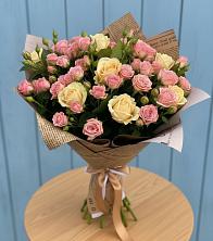 Букет цветов из:  Розы в Раменском