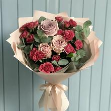 Букет цветов из:  Гвоздики и Розы #REPLACE_PRED# Раменском
