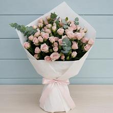 Букет цветов из:  Розы в Раменском