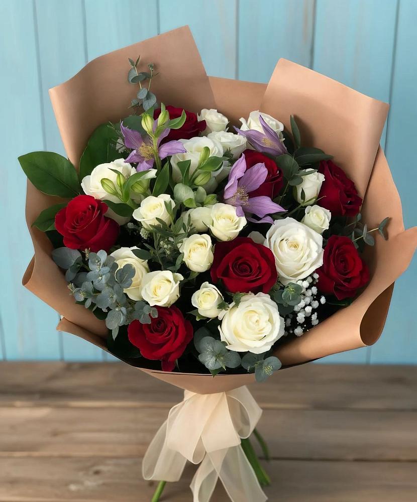Букет цветов из: Розы и Альстромерии в Раменском