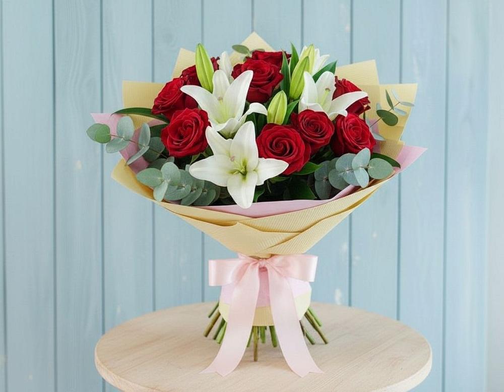 Букет цветов из: Лилии и Розы в Раменском